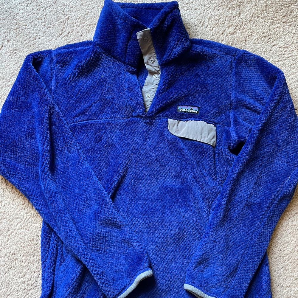 Women’s Patagonia pullover